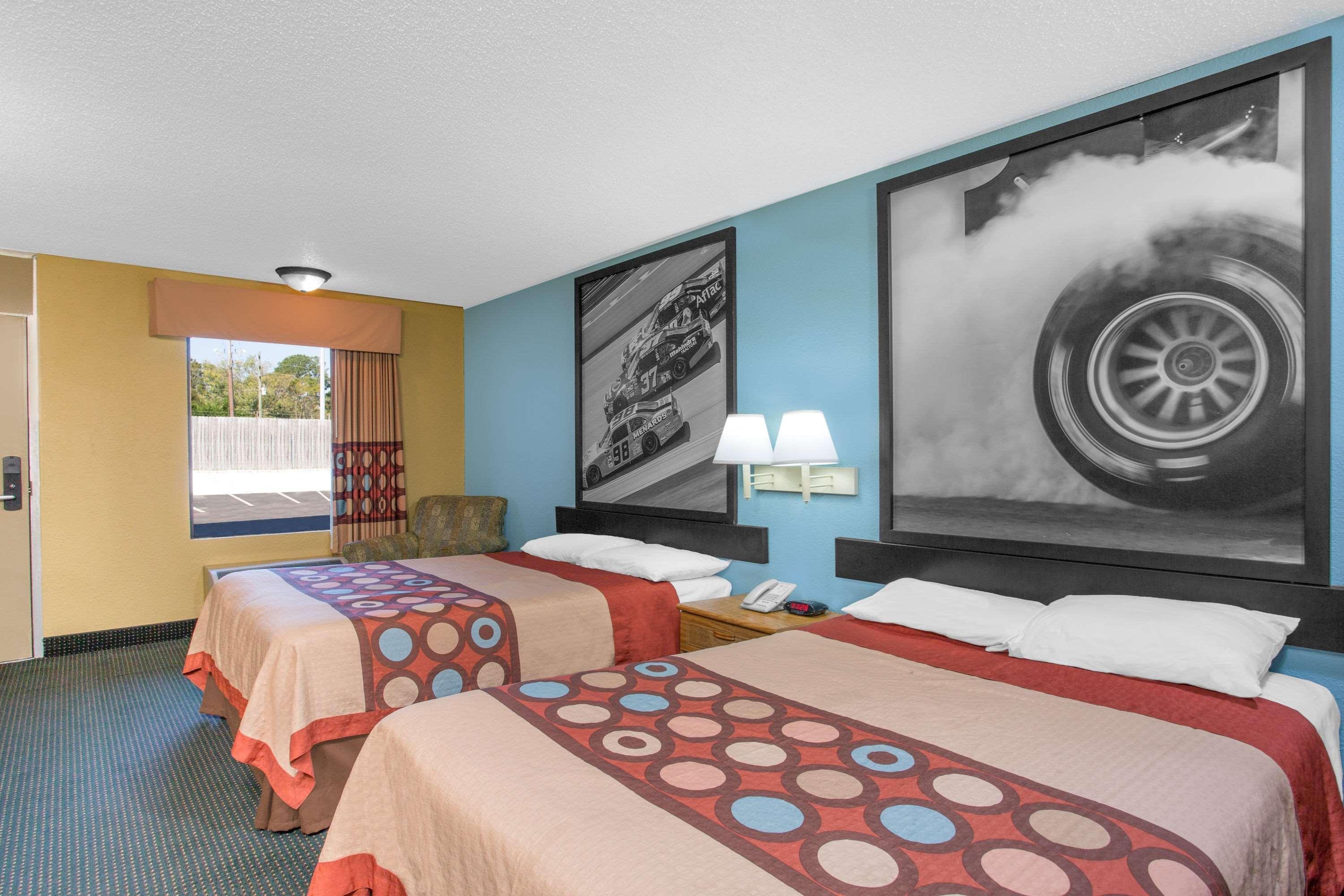 Super 8 By Wyndham Dunn Motel Buitenkant foto