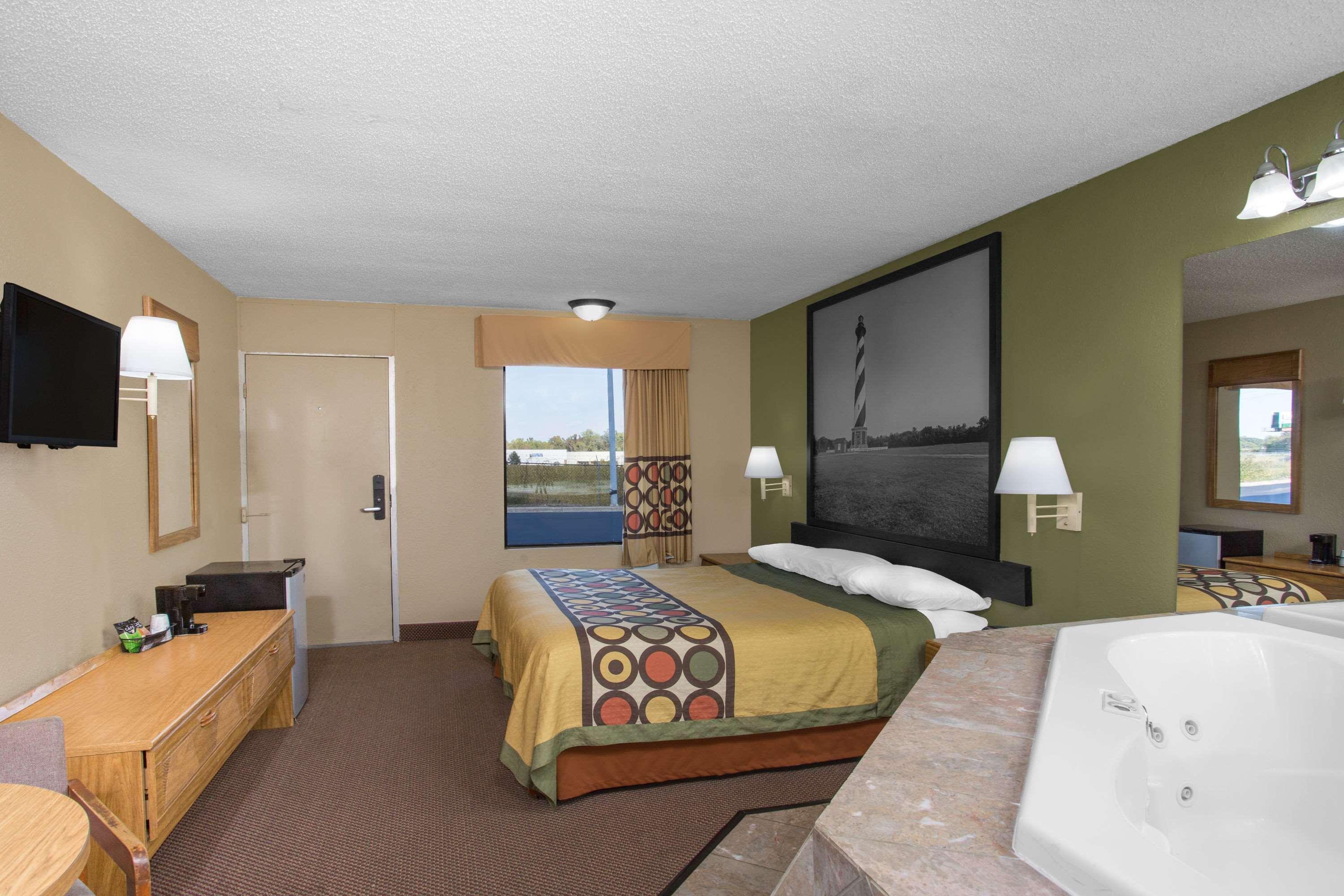 Super 8 By Wyndham Dunn Motel Buitenkant foto
